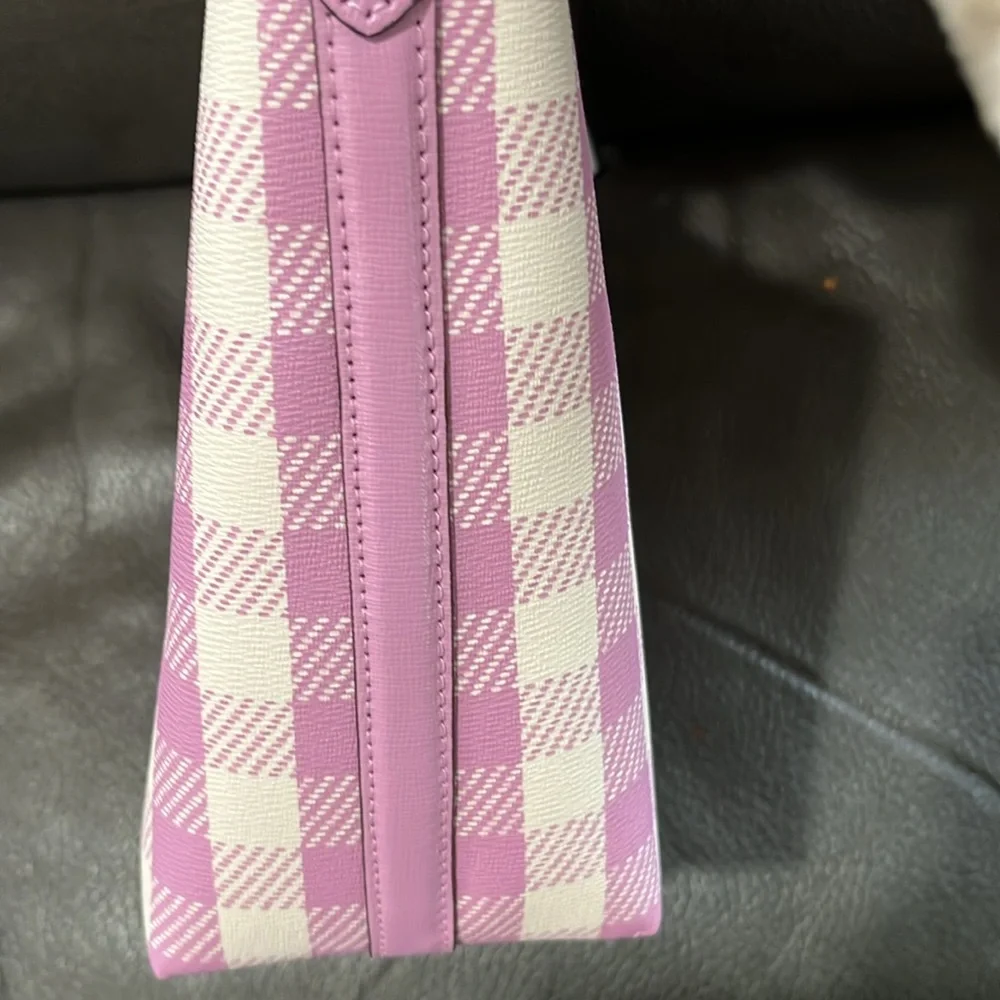 kate spade has tags